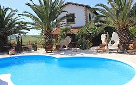 Agriturismo Reggia Saracena
